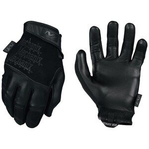 Essential features in motorcycle gloves.
